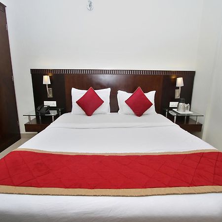 Oyo 435 Hotel Amshi International Bangalore Luaran gambar